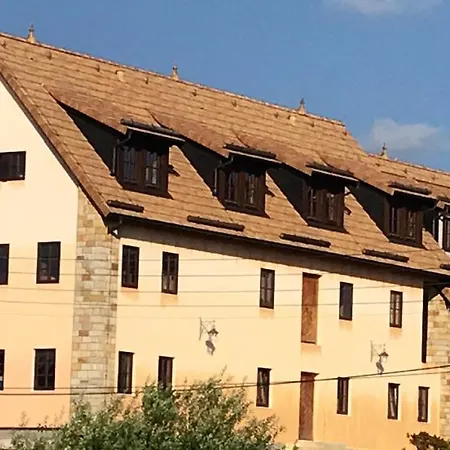 Fewo PENZLIN im Kemenatenhaus im Rittergut Leppersdorf bei Dresden Wachau Exterior foto