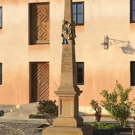 Fewo PENZLIN im Kemenatenhaus im Rittergut Leppersdorf bei Dresden Wachau Exterior foto